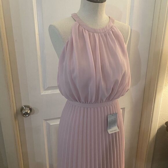 Halter Neck Pleater Maxi Dress by Chi Chi London Sz 10 - Picture 4 of 13